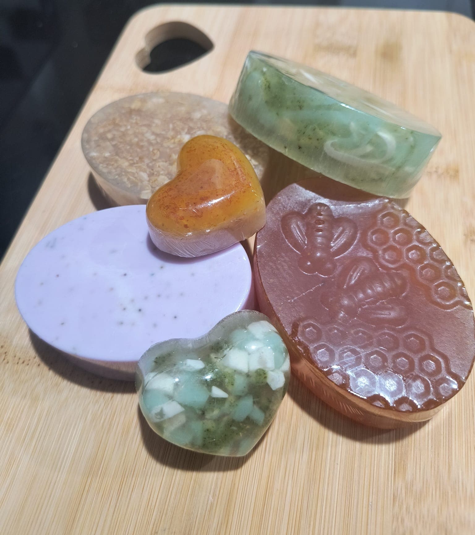Artesanía Natural - Jabones artesanales de Aloe Vera, Avena & Miel, Lavanda y Caléndula